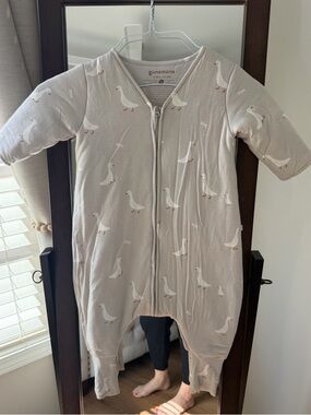 Gunamuna Long Sleeve Footie Sleep Sack 12-18 Months